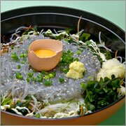 生しらす丼